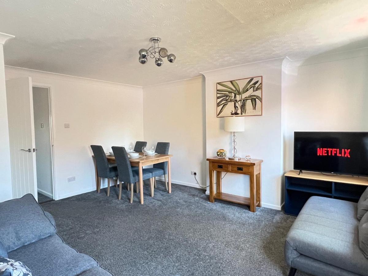 Modern 2 Bed Townhouse Just Outside City Walls With Free Private Parking York Extérieur photo